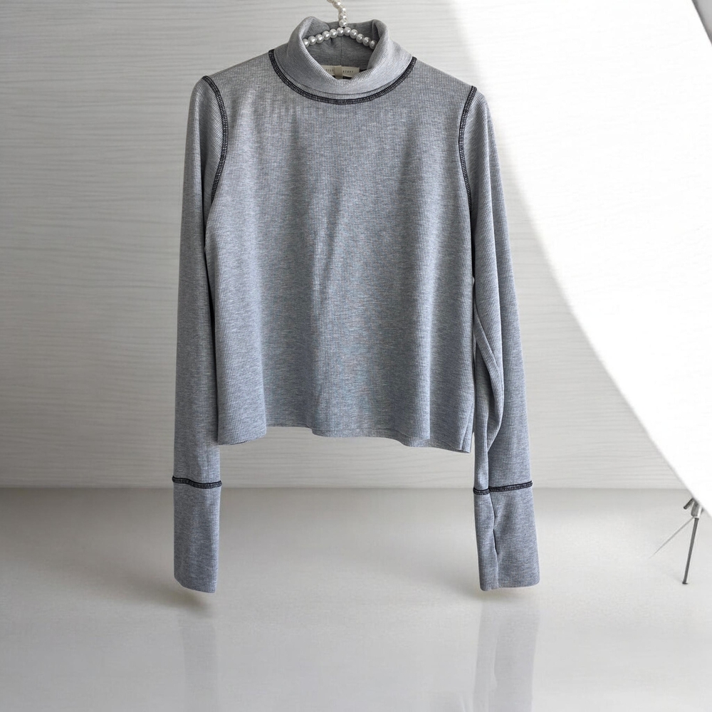 Gray Turtleneck Long Sleeve Women's Cropped Top
